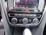 2018 Volkswagen Passat R-Line Controls