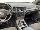 2020 Jeep Grand Cherokee Laredo E 4x4 Dashboard
