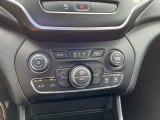 2019 Jeep Cherokee Latitude Plus 4x4 Controls