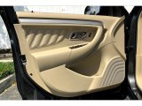 2018 Ford Taurus SE Door Panel