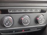 2018 Volkswagen Atlas SE 4Motion Controls