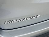 2019 Toyota Highlander XLE Marks and Logos