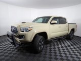 2017 Toyota Tacoma TRD Sport Double Cab 4x4 Front 3/4 View