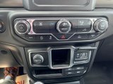 2023 Jeep Gladiator Sport 4x4 Controls