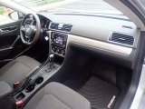 2018 Volkswagen Passat S Dashboard