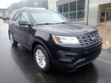 2016 Ford Explorer 4WD Front 3/4 View