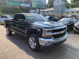 2016 Chevrolet Silverado 1500 LT Crew Cab 4x4 Front 3/4 View