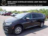 2023 Brilliant Black Crystal Pearl Chrysler Pacifica Limited AWD #146140460