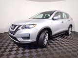 2019 Nissan Rogue S AWD Front 3/4 View