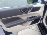 2017 Lincoln Continental Select AWD Door Panel