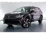 2022 Volkswagen Tiguan SEL R-Line 4Motion Front 3/4 View