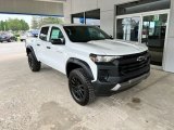 2023 Chevrolet Colorado Trail Boss Crew Cab 4x4 Front 3/4 View