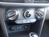 2020 Hyundai Kona SE AWD Controls