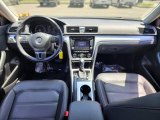 Volkswagen Passat Interiors