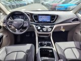 2022 Chrysler Pacifica Limited Black/Alloy Interior
