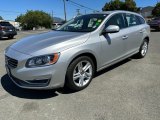 2015 Volvo V60 T5 Drive-E Front 3/4 View