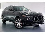 2017 Maserati Levante Nero (Black)