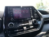 2021 Toyota Highlander LE AWD Controls