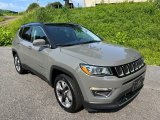 2021 Jeep Compass Limited 4x4 Front 3/4 View