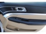 2017 Ford Explorer XLT 4WD Door Panel