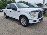 2017 Ford F150 XL SuperCrew 4x4 Front 3/4 View