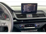 2020 Audi Q5 Premium quattro Controls