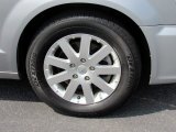 Chrysler Town & Country 2013 Wheels and Tires