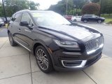 2020 Lincoln Nautilus Reserve AWD Front 3/4 View