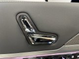 2023 BMW i7 Series xDrive60 Controls