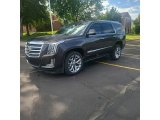 2017 Cadillac Escalade Platinum 4WD Front 3/4 View