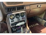 1983 Porsche 944  Controls