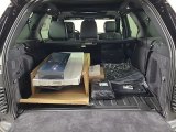 2023 Land Rover Discovery P360 HSE R-Dynamic Trunk