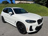 2022 BMW X3 xDrive30i Front 3/4 View