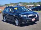 2021 Subaru Forester 2.5i Front 3/4 View