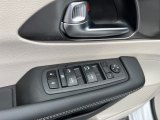 2023 Chrysler Pacifica Touring L Door Panel