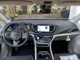 2023 Chrysler Pacifica Limited Dashboard