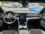 2022 Jeep Grand Cherokee L Altitude Dashboard