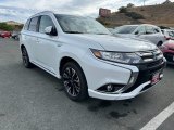 2018 Mitsubishi Outlander SEL S-AWC Plug-In Hybrid Front 3/4 View