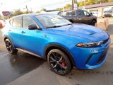 2024 Dodge Hornet R/T Track Pack/Blacktop AWD Hybrid Front 3/4 View