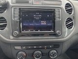 2016 Volkswagen Tiguan R-Line Controls