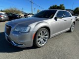2018 Chrysler 300 Limited Front 3/4 View