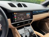 2023 Porsche Cayenne  Controls