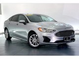 2020 Ford Fusion Hybrid SE Front 3/4 View