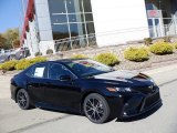 2024 Toyota Camry SE Front 3/4 View
