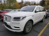 2020 Lincoln Navigator Reserve 4x4 Front 3/4 View