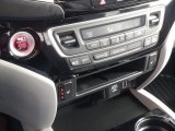 2020 Honda Ridgeline RTL-E AWD Controls