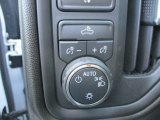 2022 Chevrolet Silverado 2500HD Custom Crew Cab 4x4 Controls