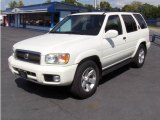 2003 Glacier White Pearl Nissan Pathfinder LE #14704706