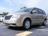 2009 Light Sandstone Metallic Chrysler Town & Country Limited #14711326