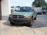 2004 Timberline Green Pearl Dodge Dakota SXT Club Cab #14718491